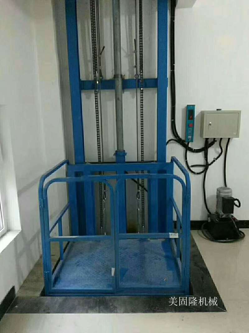 昆明单臂导轨式升降机厂家
