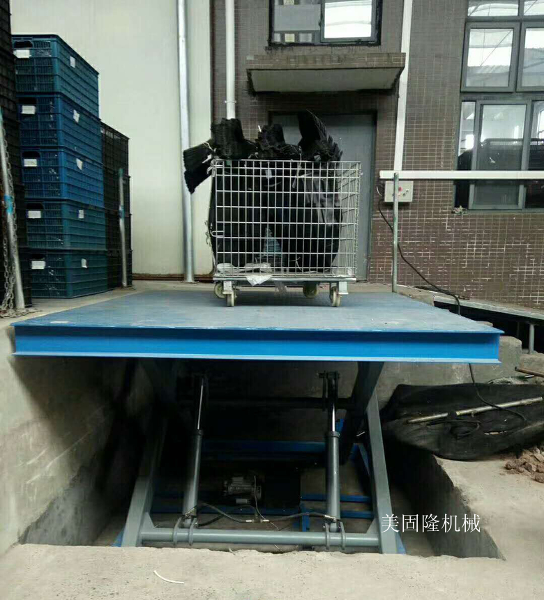 昆明固定式升降货梯厂家