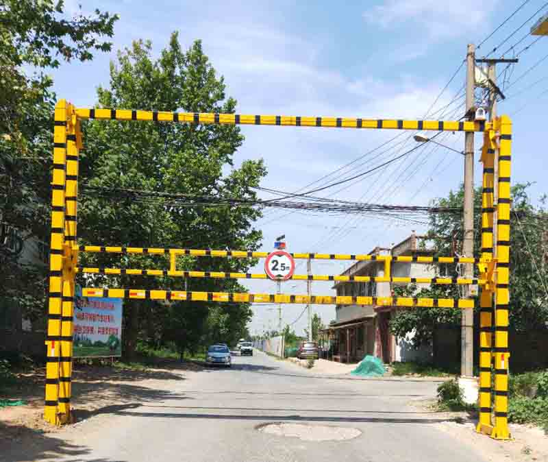 昆明农村道路限高架